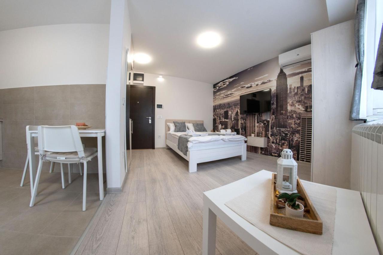 Pegasus Apartments Beograd Bagian luar foto