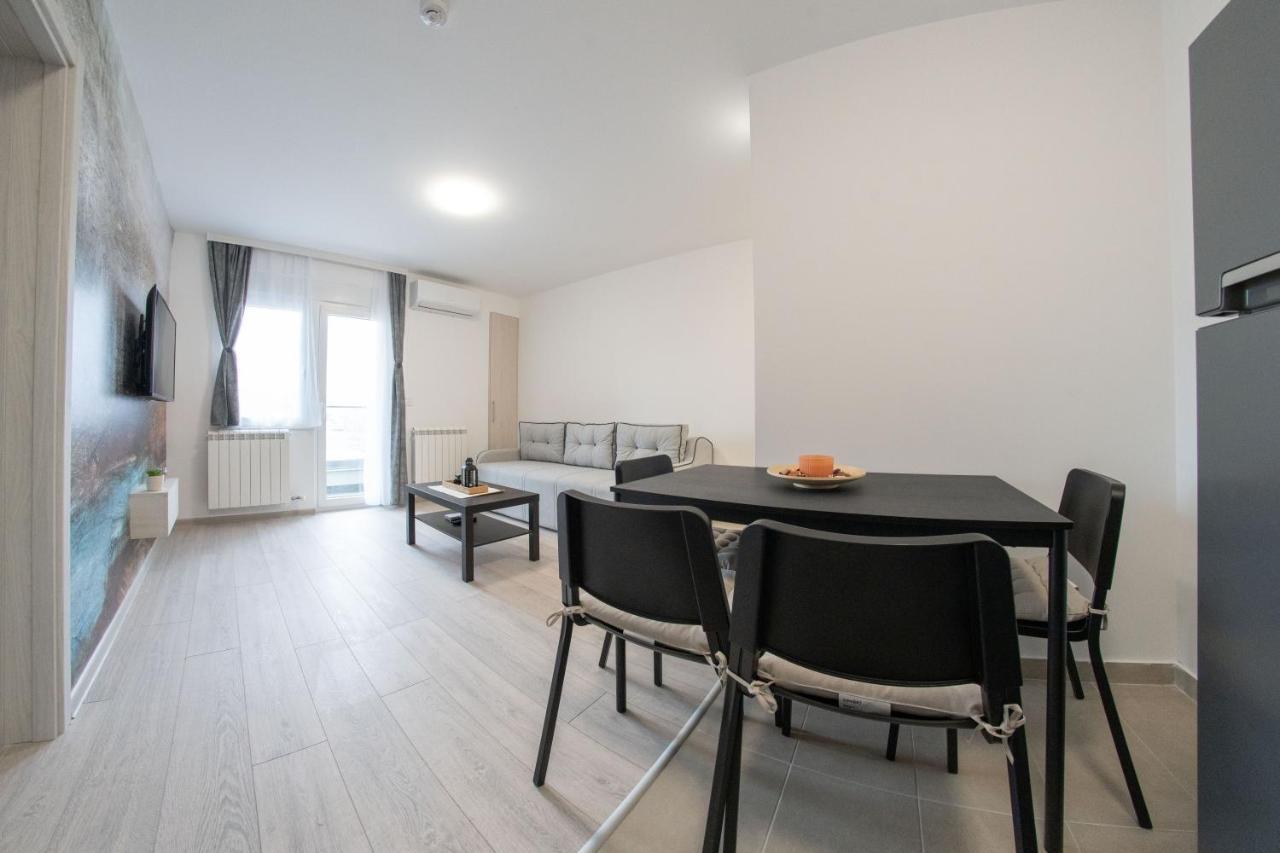 Pegasus Apartments Beograd Bagian luar foto