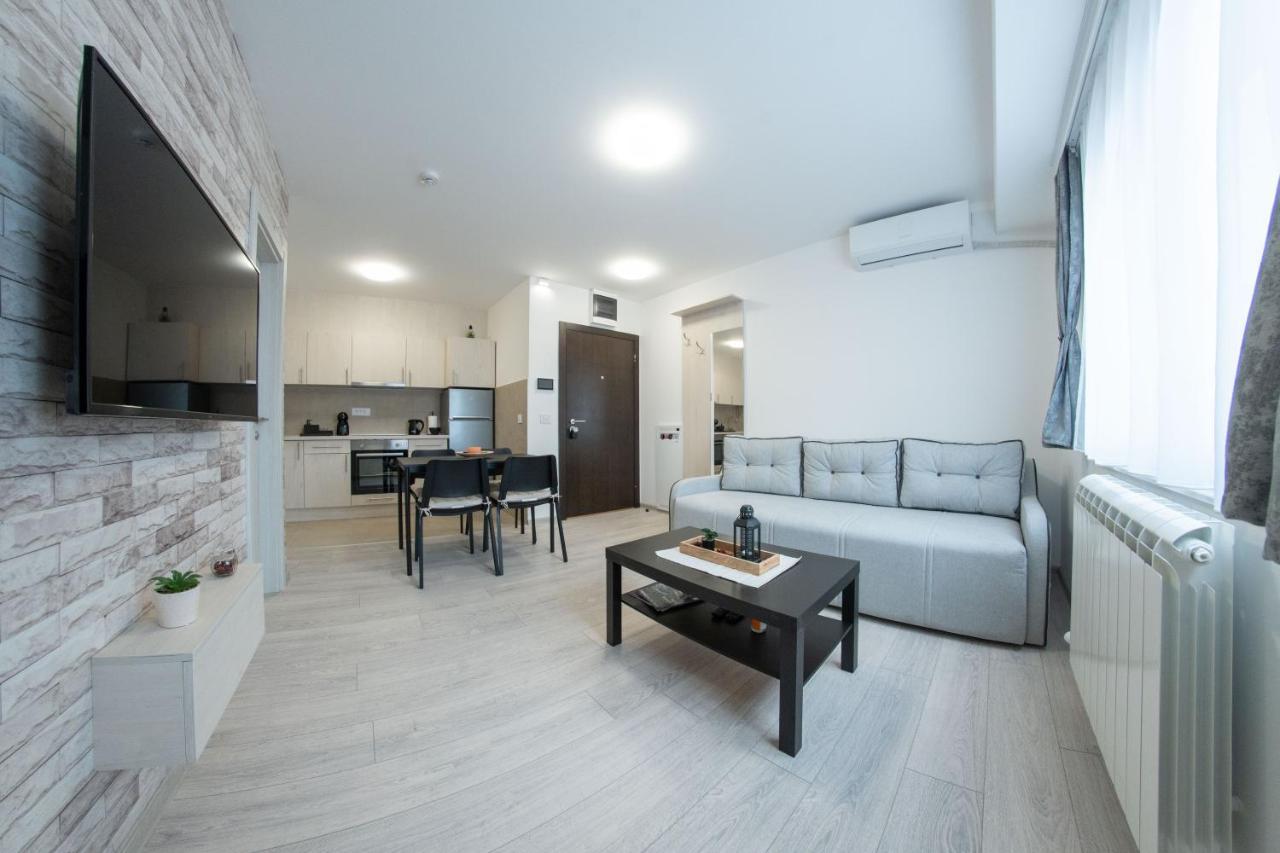 Pegasus Apartments Beograd Bagian luar foto